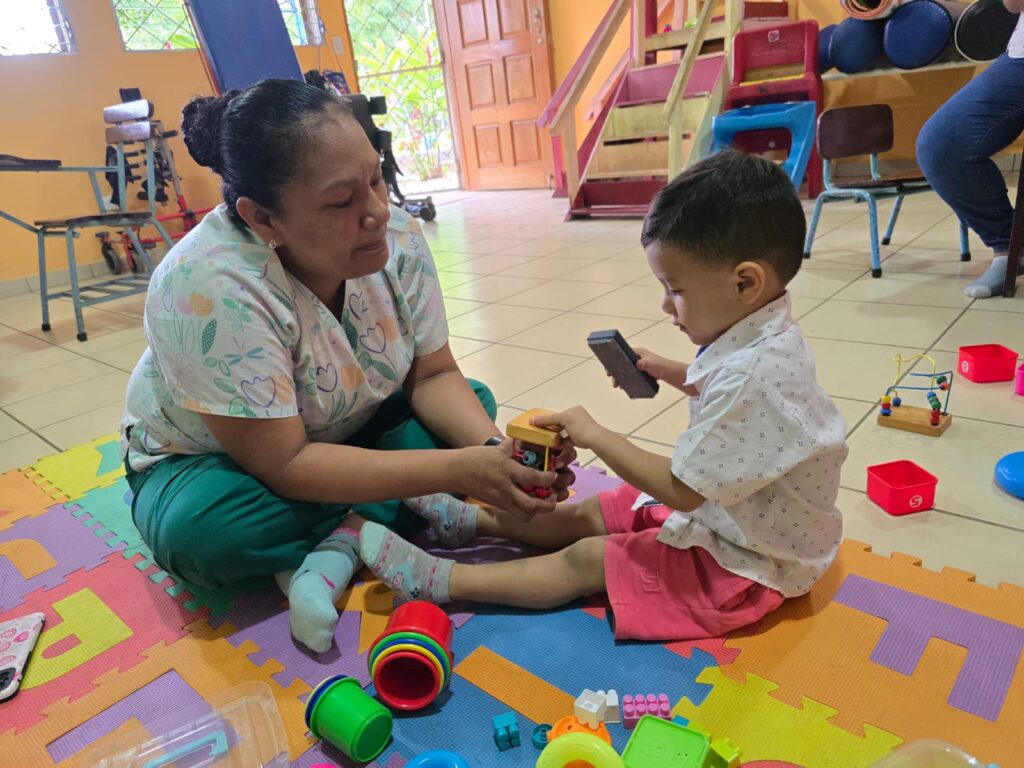 PROYECTO FORTALECIMIENTO DE LA ESTRATEGIA DE ATENCIÓN Y REHABILITACION A NIÑOS, NIÑAS Y ADOLESCENTES A NIVEL COMUNITARIO QUE ASISTEN AL CENTRO DE EDUCACIÓN ESPECIAL ROBERTO SEQUEIRA, EN EL MUNICIPIO DE SAN MARCOS, CARAZO.